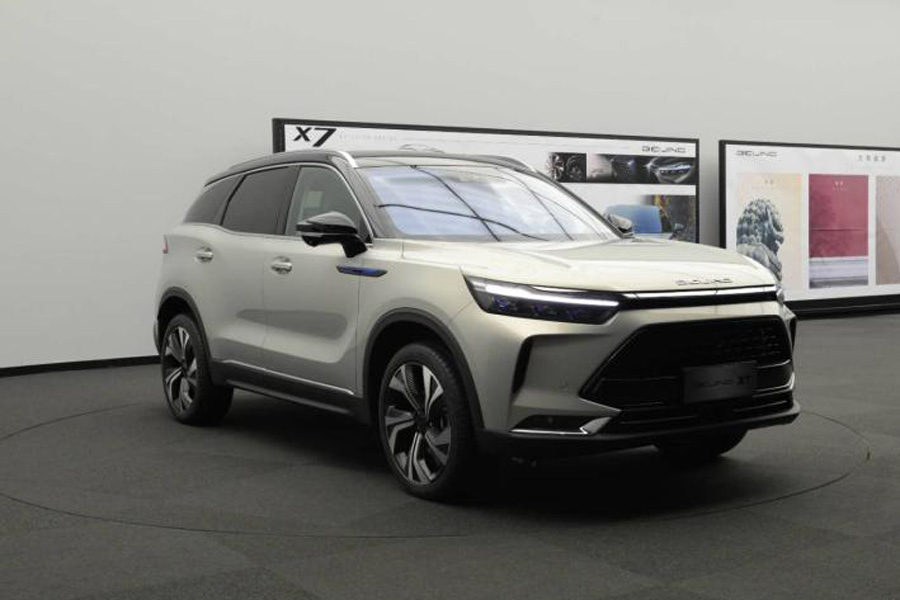 将于5月下旬预售 北京汽车BEIJING-X7正式亮相