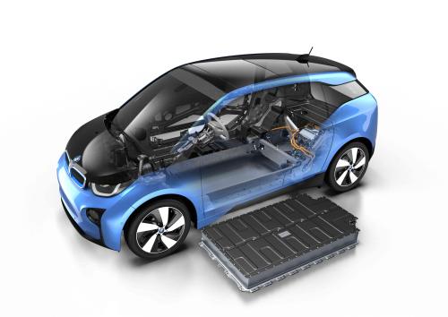 宝马新能源车电池能用几年？宝马新能源车电池寿命
