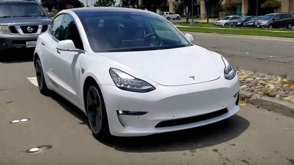 特斯拉model 3续航里程