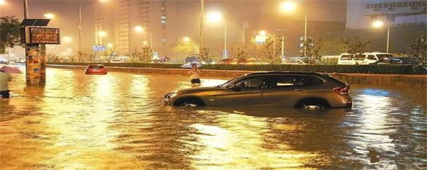 汽车水淹了怎么办