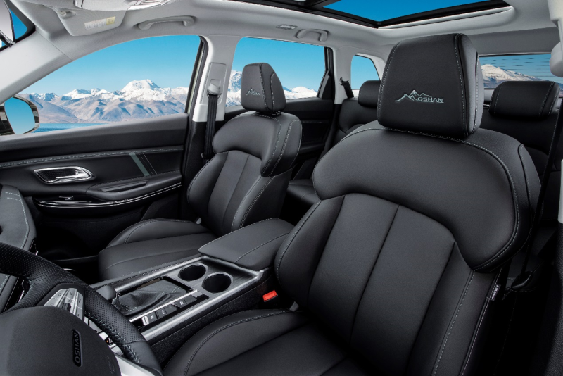 10万级最值得买的7座旅行SUV，欧尚X7 PLUS乐游版上市