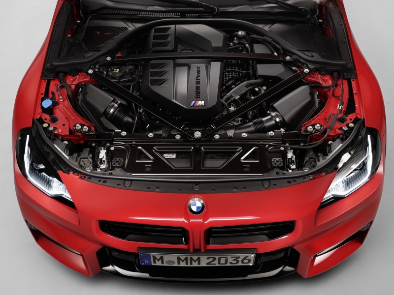 BMW全新M2正式亮相 将于2023年4月海外上市