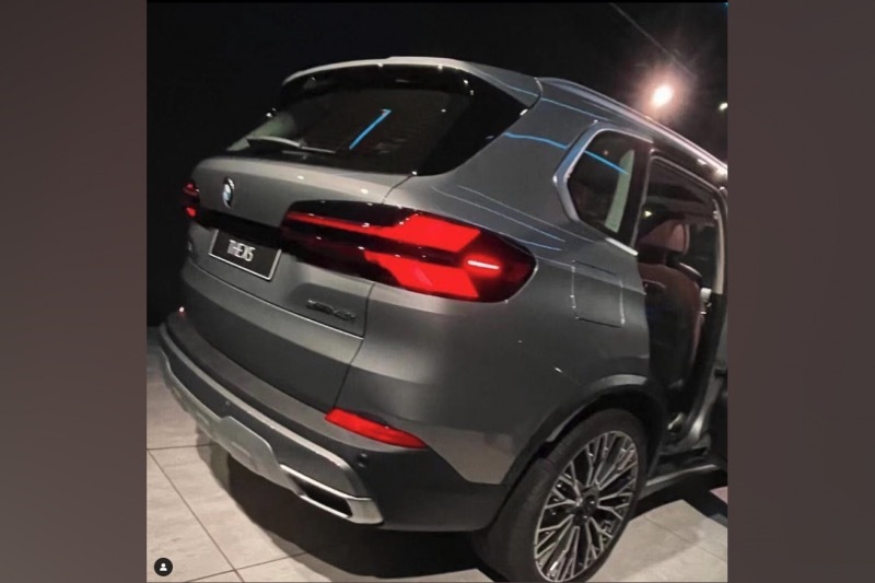 升级可发光格栅 新款BMW X5最新预告图曝光