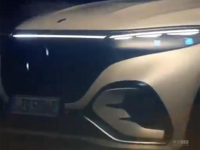 奔驰EQS SUV将19日首发 外观设计已经曝光