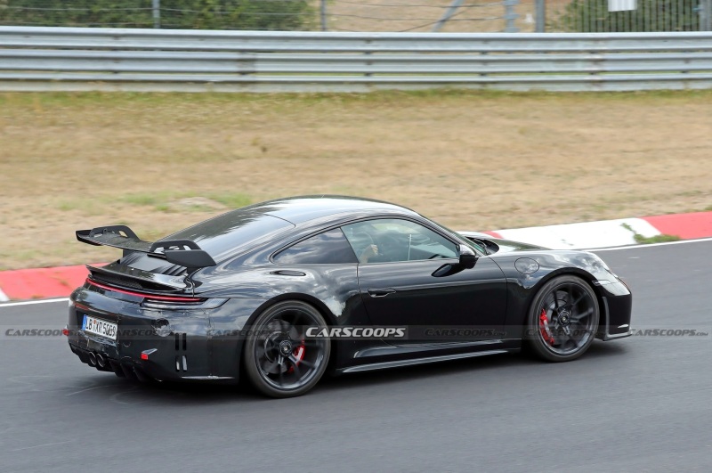 提供6MT变速箱可选 新款保时捷911 GT3最新谍照
