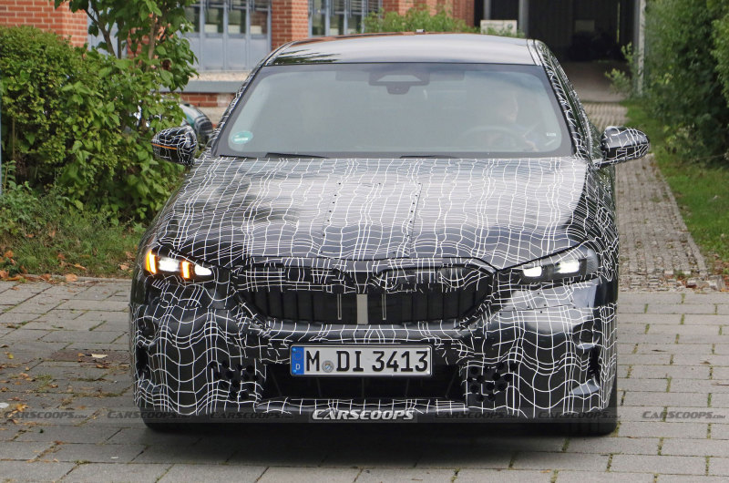 造型变化明显 新款BMW 5系最新谍照曝光
