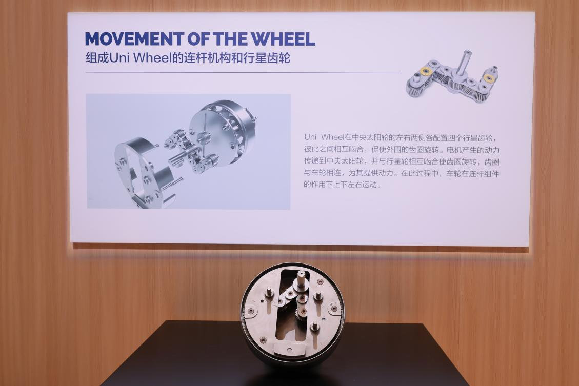 EV5领衔亮相，全新SUV索奈智领上市，起亚新产品新技术闪耀北京车展