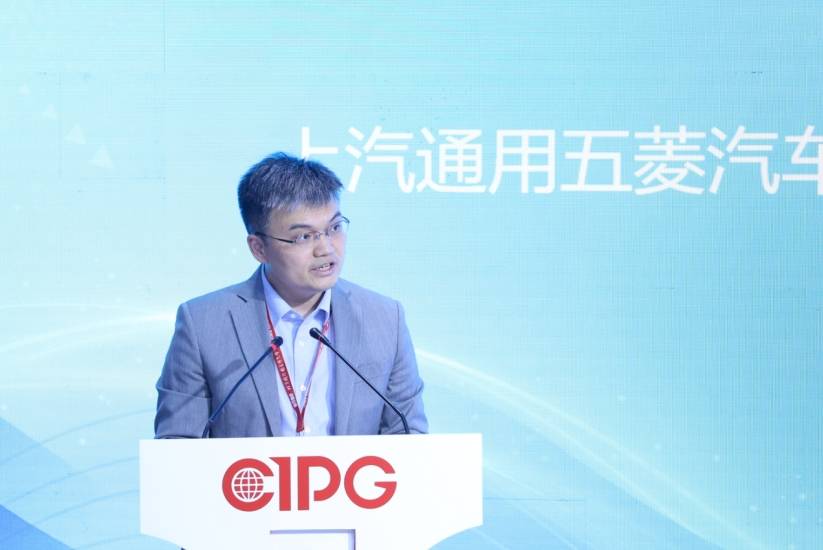 从“国民神车”到“世界名片” 《五菱之光：一部造车史》全球发行