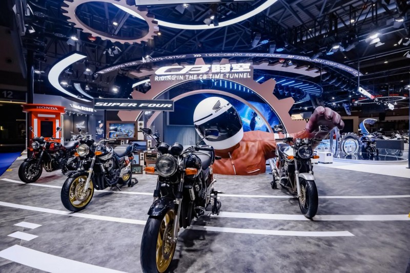 四缸新纪元 Honda CB SUPER FOUR全球首发