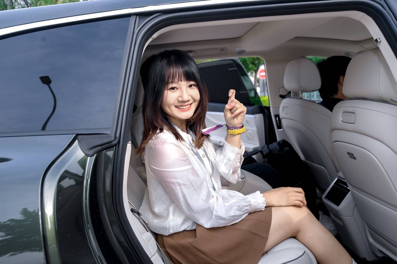 “驭”见人生旷野 享界S9T首批用户交付仪式在京举行