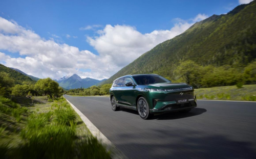 解决家庭出游痛点!2026 款东风 eπ008,大空间高安全 SUV 的理想答案 解决家庭出游痛点!2026 款东风 eπ008,大空间高安全 SUV 的理想答案