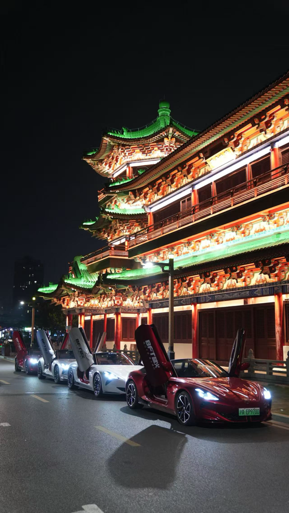 极火2000公里长测 中国改装叩响全球