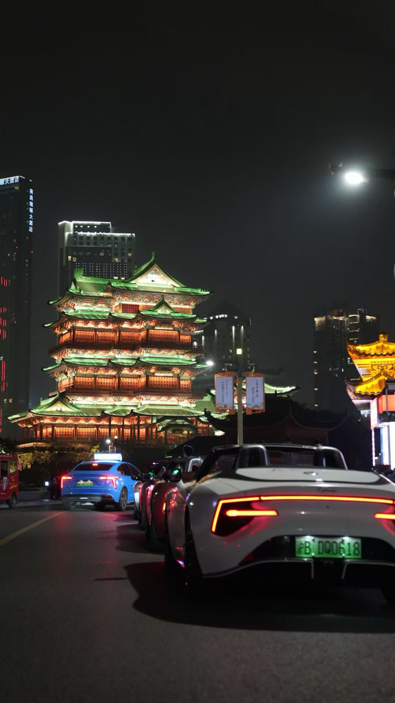 极火2000公里长测 中国改装叩响全球