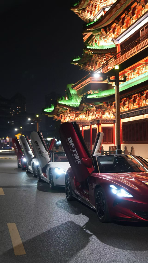 极火2000公里长测 中国改装叩响全球