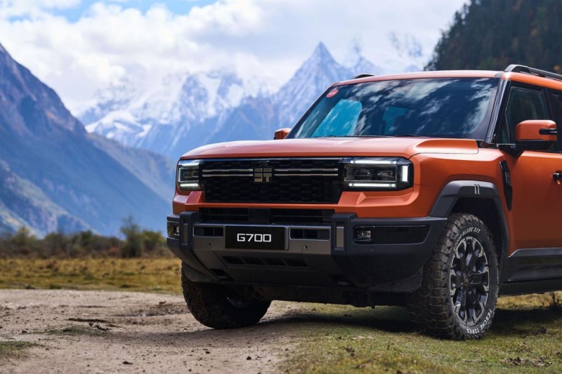 破局者之姿，纵横G700以硬核实力碾压豪华越野竞品