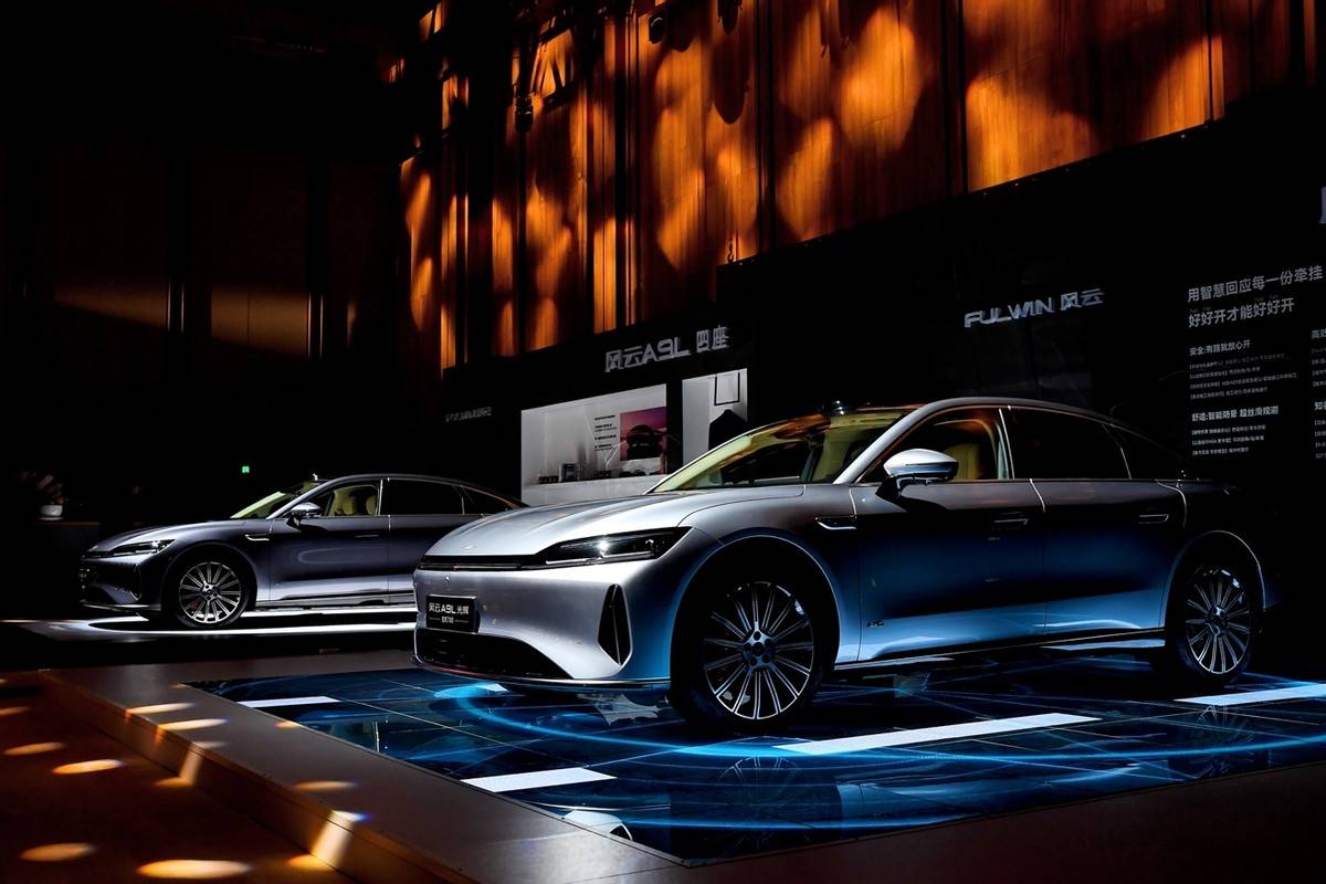 进化不止 风云A9L光辉(四驱)全球上市,超级置换抢购价17.19万元起 进化不止 风云A9L光辉(四驱)全球上市,超级置换抢购价17.19万元起