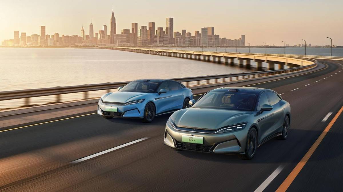 比亚迪划时代旗舰汉L颜值、智能、生态全面革新，补贴后19.48万起