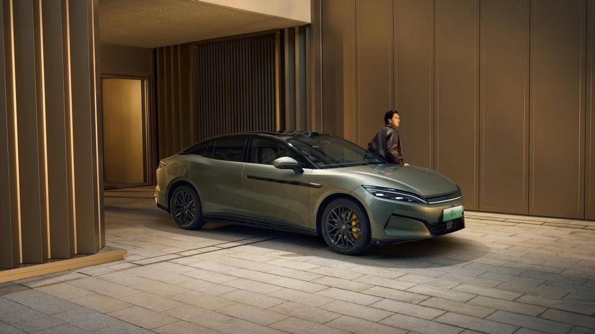 比亚迪划时代旗舰汉L颜值、智能、生态全面革新，补贴后19.48万起