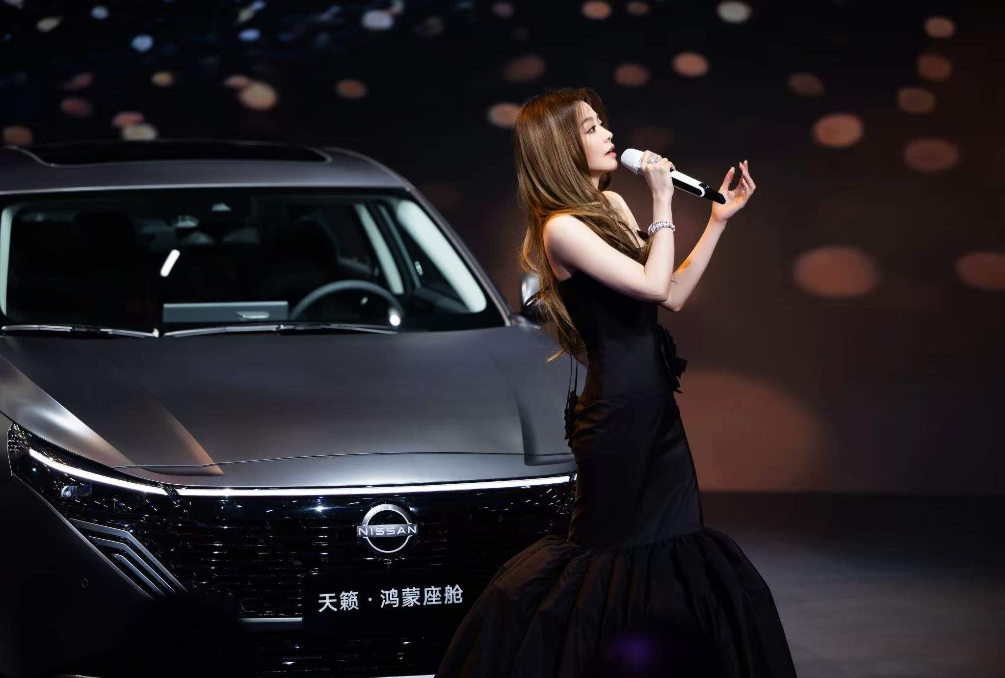 限时诚意价12.99万元起东风日产天籁·鸿蒙座舱广州车展上市