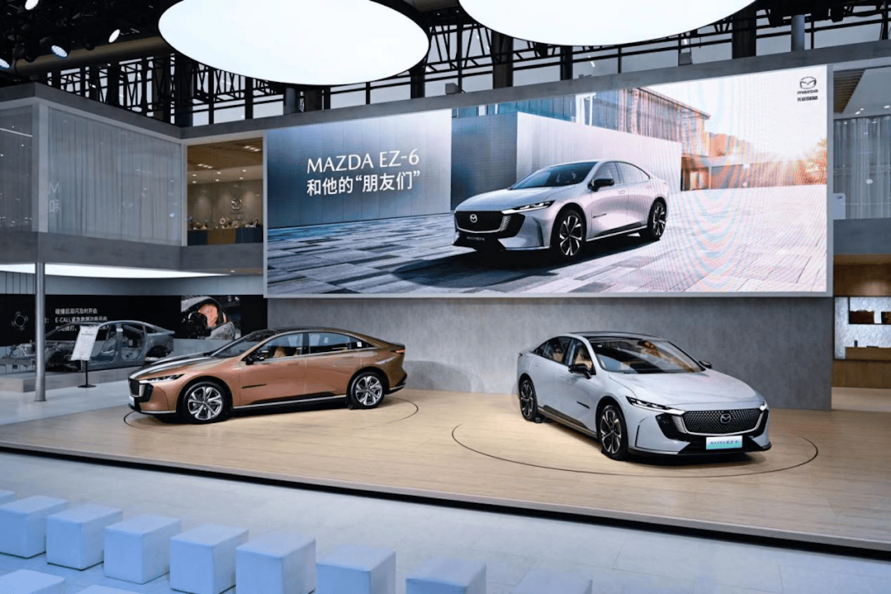长安马自达MAZDA EZ-6领衔亮相2024广州车展新能源馆 长安马自达MAZDA EZ-6领衔亮相2024广州车展新能源馆