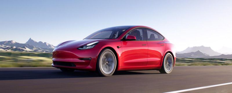 特斯拉model 3四驱高性能版是磷酸铁锂电池吗