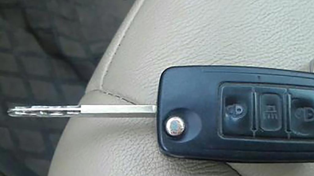 h6的遥控钥匙锁不了车门