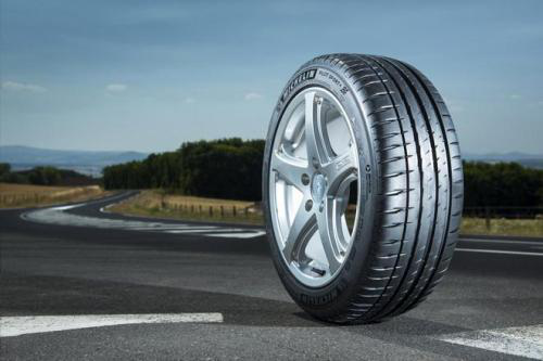 汽车轮胎多久公里更换一次 汽车轮胎的寿命是多久