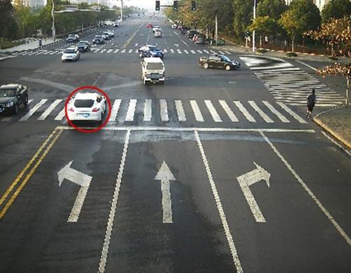 左转红灯车道直行了怎么办?左转红灯车道直行了的处罚