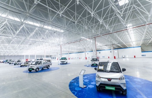 柳州又一汽车基地投产，新能源发展进入高速公路
