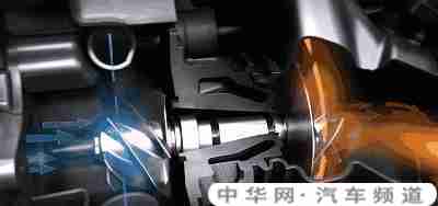 暴踩油门汽车年检对汽车有伤害吗