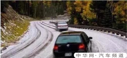 雪天开车如何防滑？
