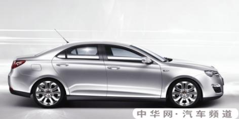 成都保洁大姐蹭伤豪车，丈夫称要与其离婚，你怎么看？