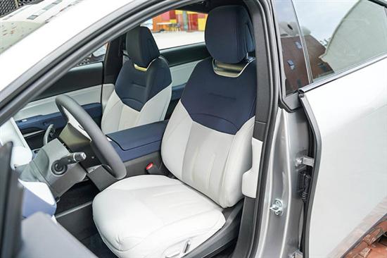 智能与性能兼备 实拍超智驾轿跑SUV小鹏G6