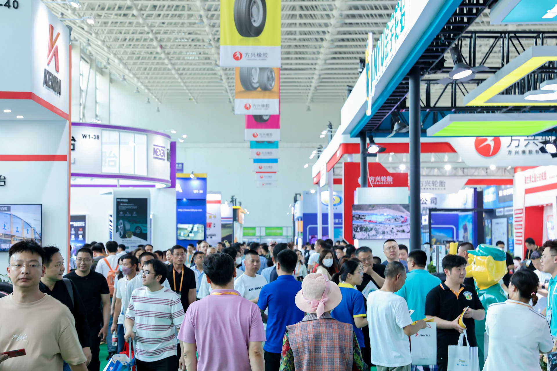 2023中国（广饶）国际橡胶轮胎暨汽车配件展览会盛大开幕