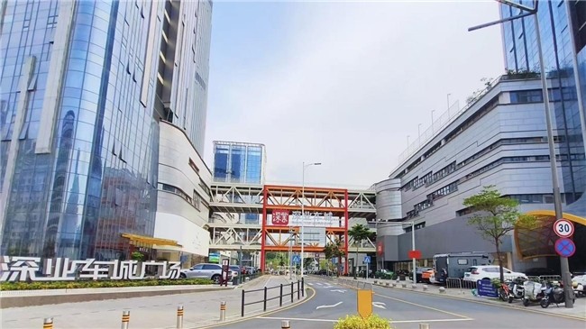 罗湖深业车城再添重磅：神行者FREELANDER广东首店启幕
